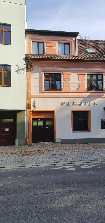 Penzion U Kohoutka Pardubice Kültér fotó