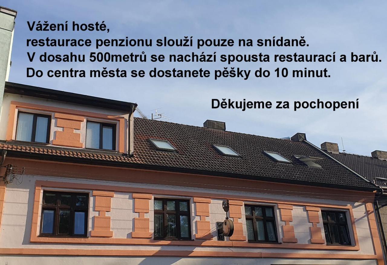Penzion U Kohoutka Pardubice Kültér fotó