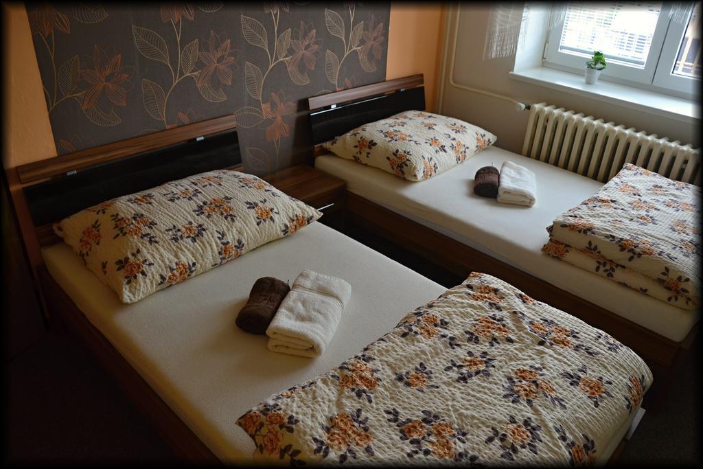 Penzion U Kohoutka Pardubice Szoba fotó